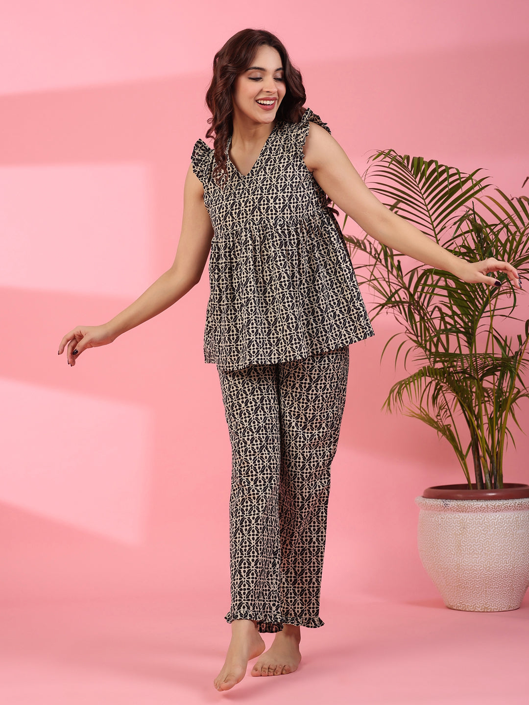 Lanes nest Cotton Night Suit