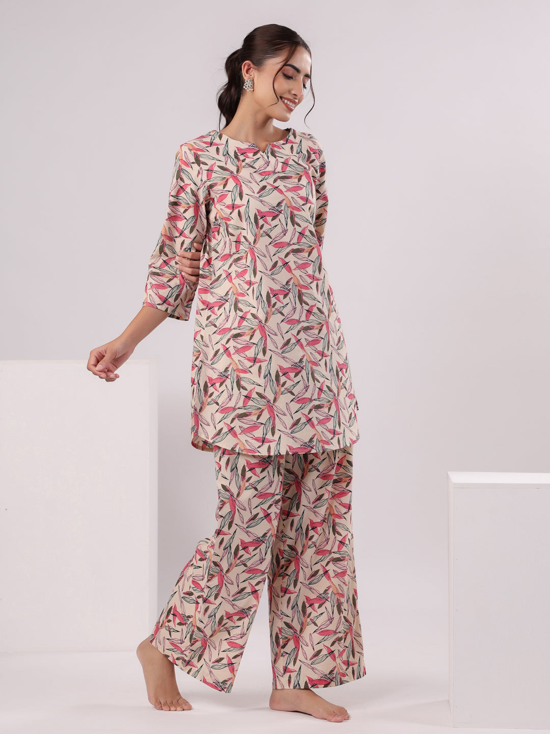 Multicolor Leaf Printed Night Suit Set