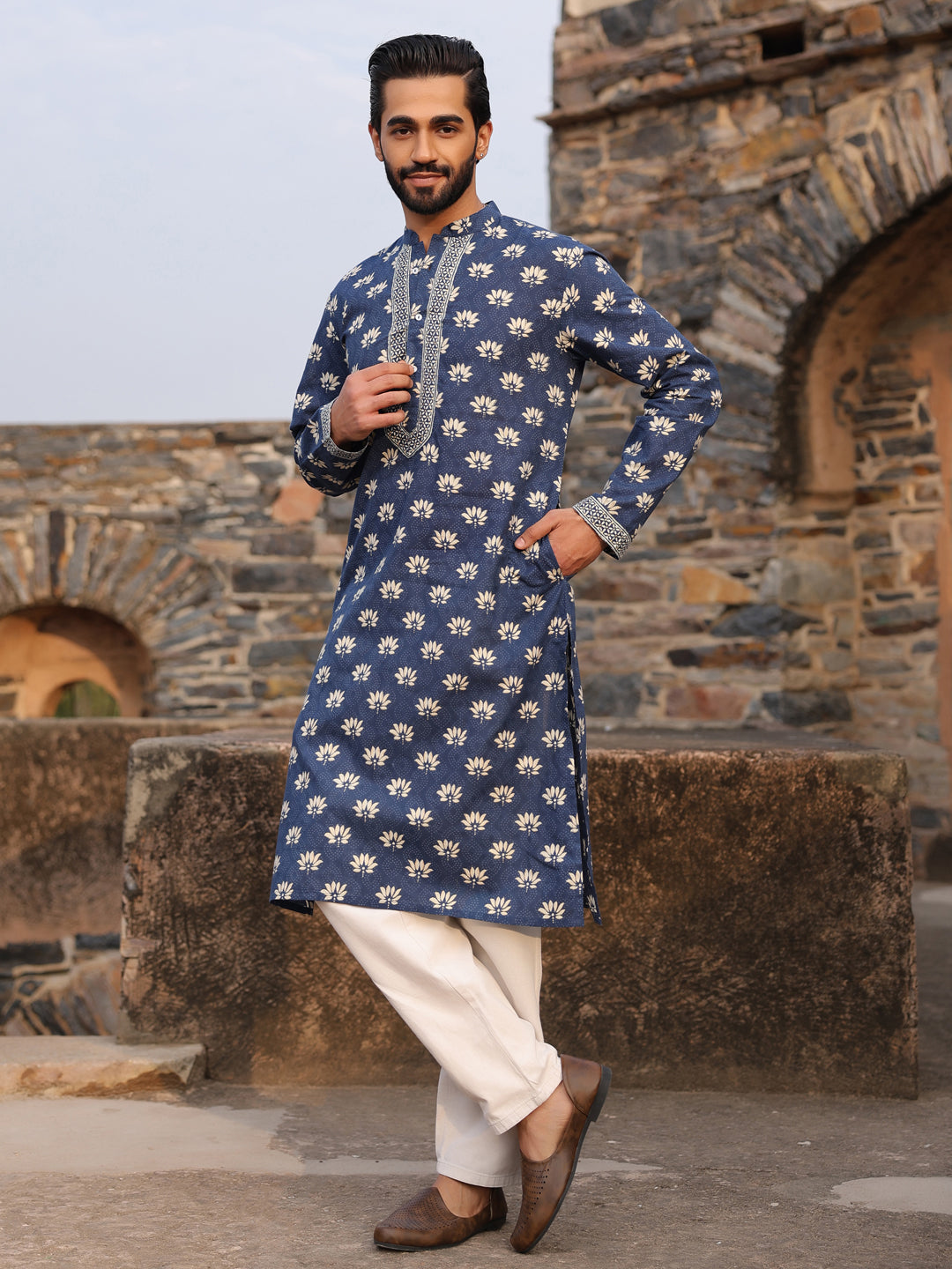 Men's Ethnic Motifs Pure Cotton Navy Blue Printed Kurta