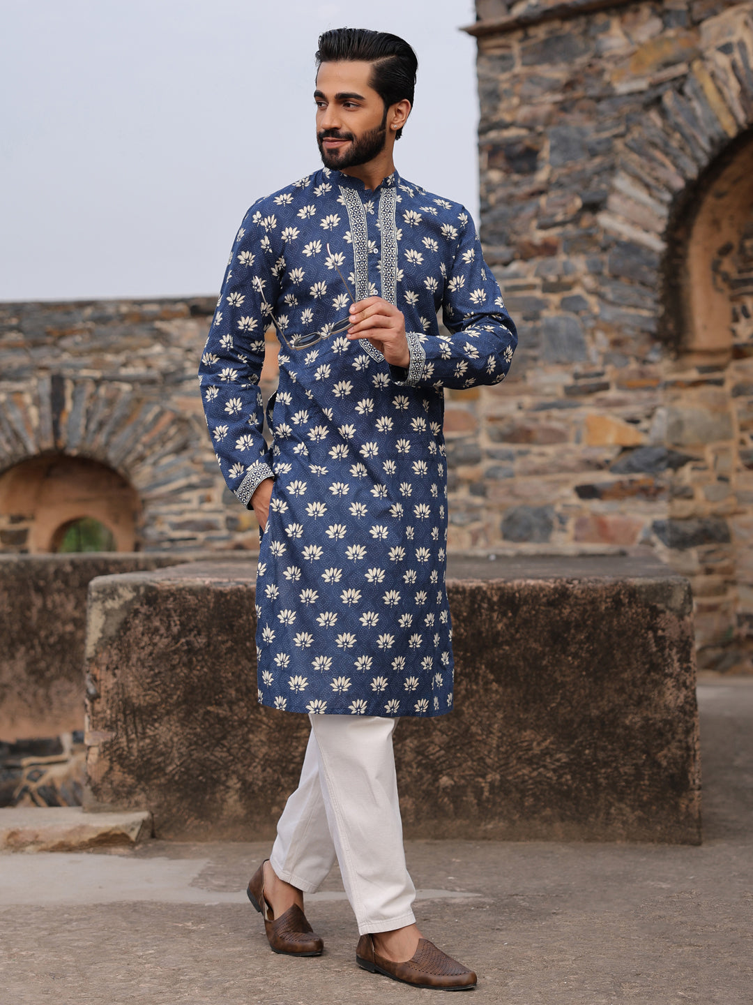 Men's Ethnic Motifs Pure Cotton Navy Blue Printed Kurta