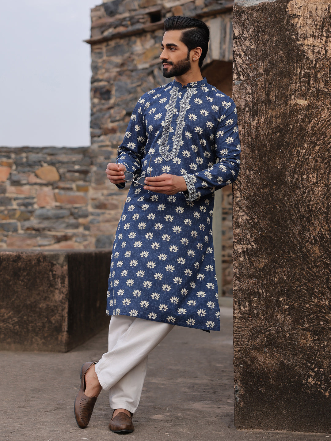 Men's Ethnic Motifs Pure Cotton Navy Blue Printed Kurta