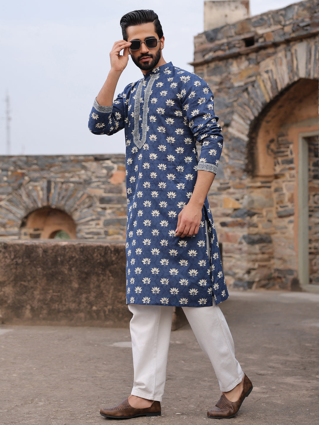 Men's Ethnic Motifs Pure Cotton Navy Blue Printed Kurta