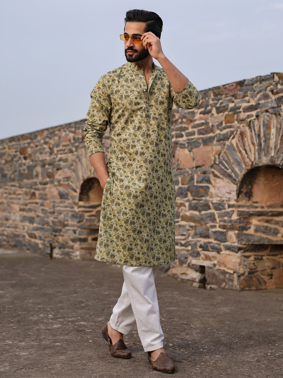 Men's Floral Pure Cotton Pista Green Printed Kurta