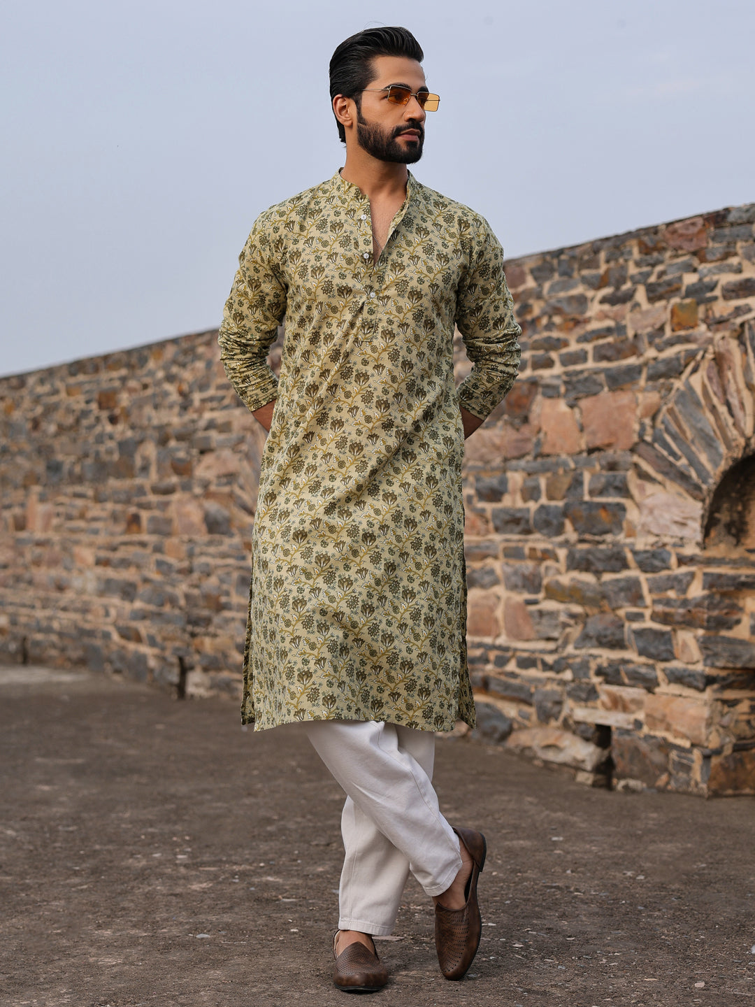 Men's Floral Pure Cotton Pista Green Printed Kurta