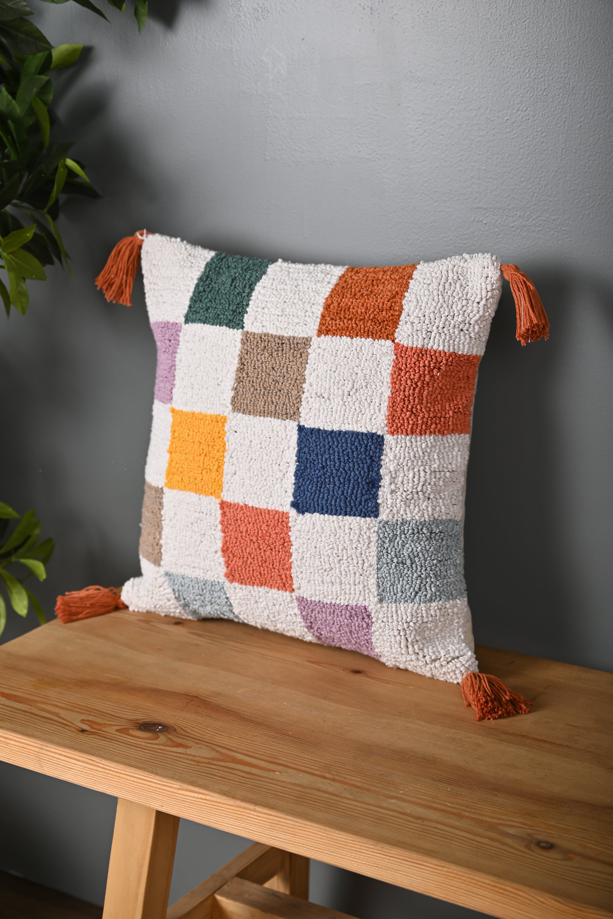 Multicolor Chacks Design Truffted Cushion Cover