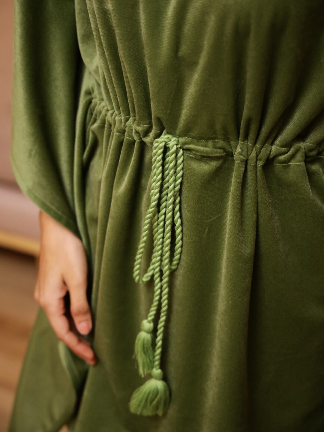 Green V-Neck Velvet Winter Kaftan