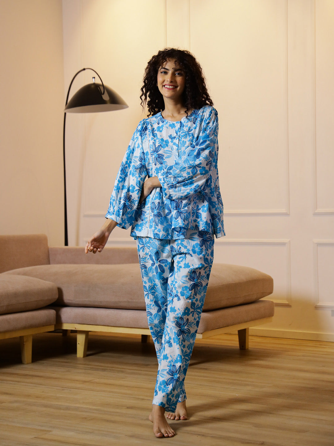 Blue Flower Printed Round Neck Night Suit