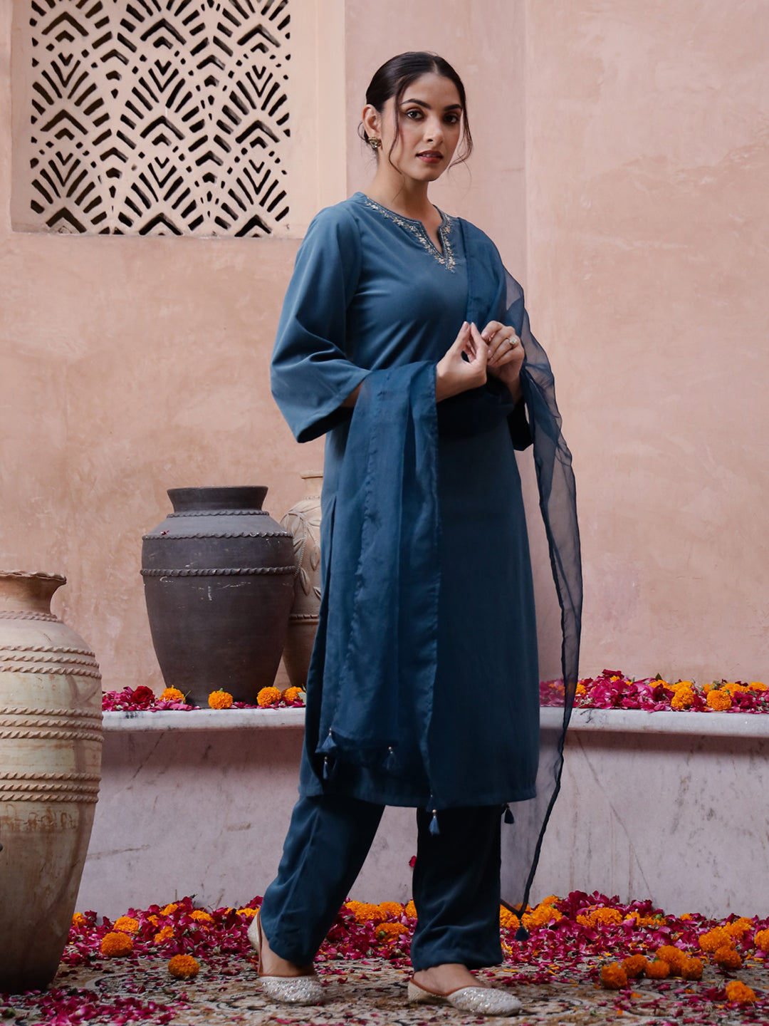 Blue Solid Velvet Kurta set with Dupatta