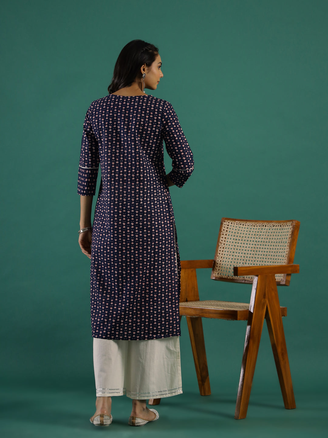 Indigo Ethnic Motif Printed Cotton Straight Kurta