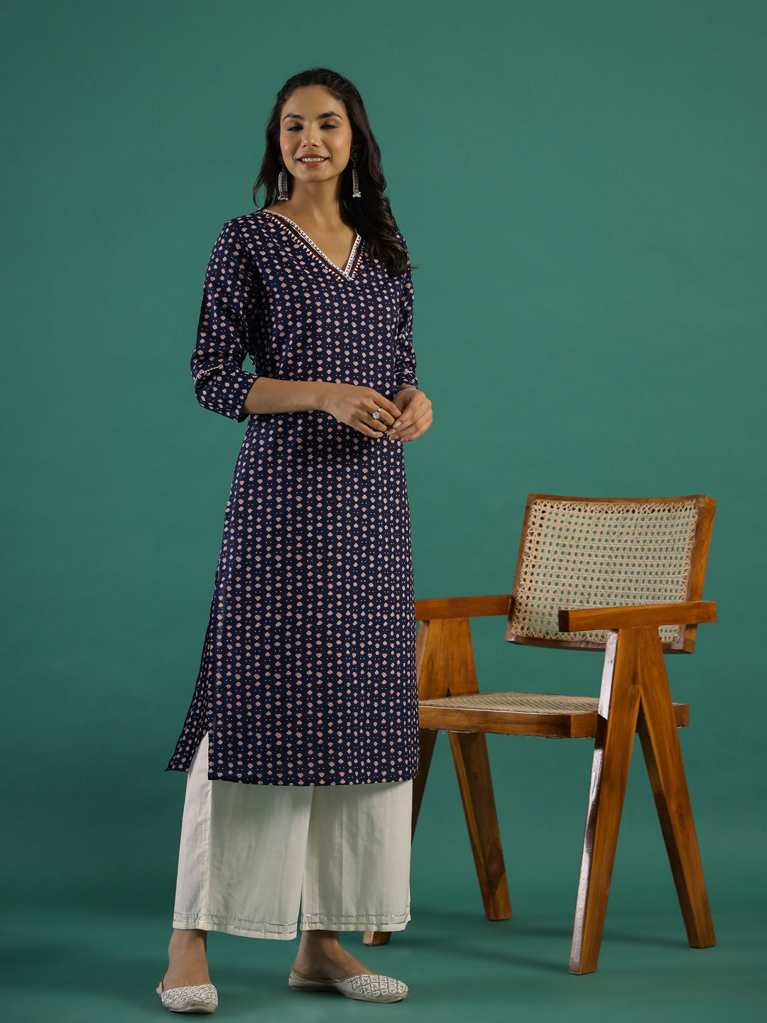 Indigo Ethnic Motif Printed Cotton Straight Kurta