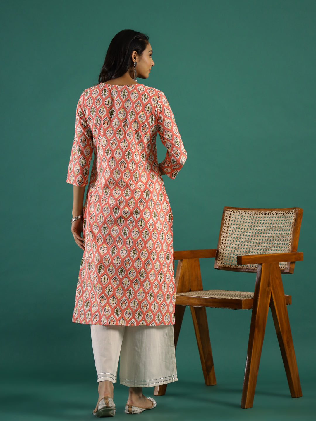 Pink Ethnic Motif Printed Cotton Straight Kurta