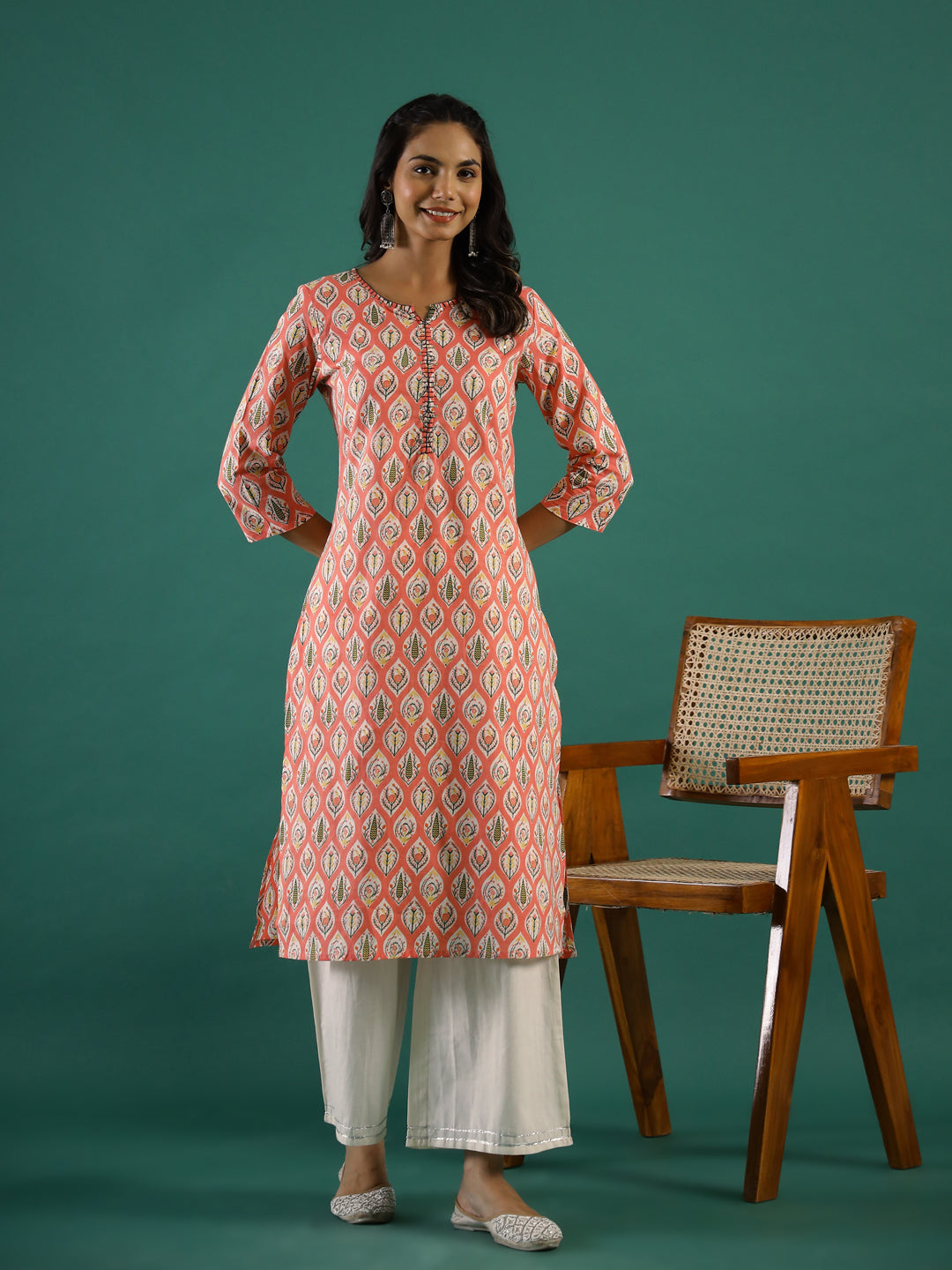 Pink Ethnic Motif Printed Cotton Straight Kurta