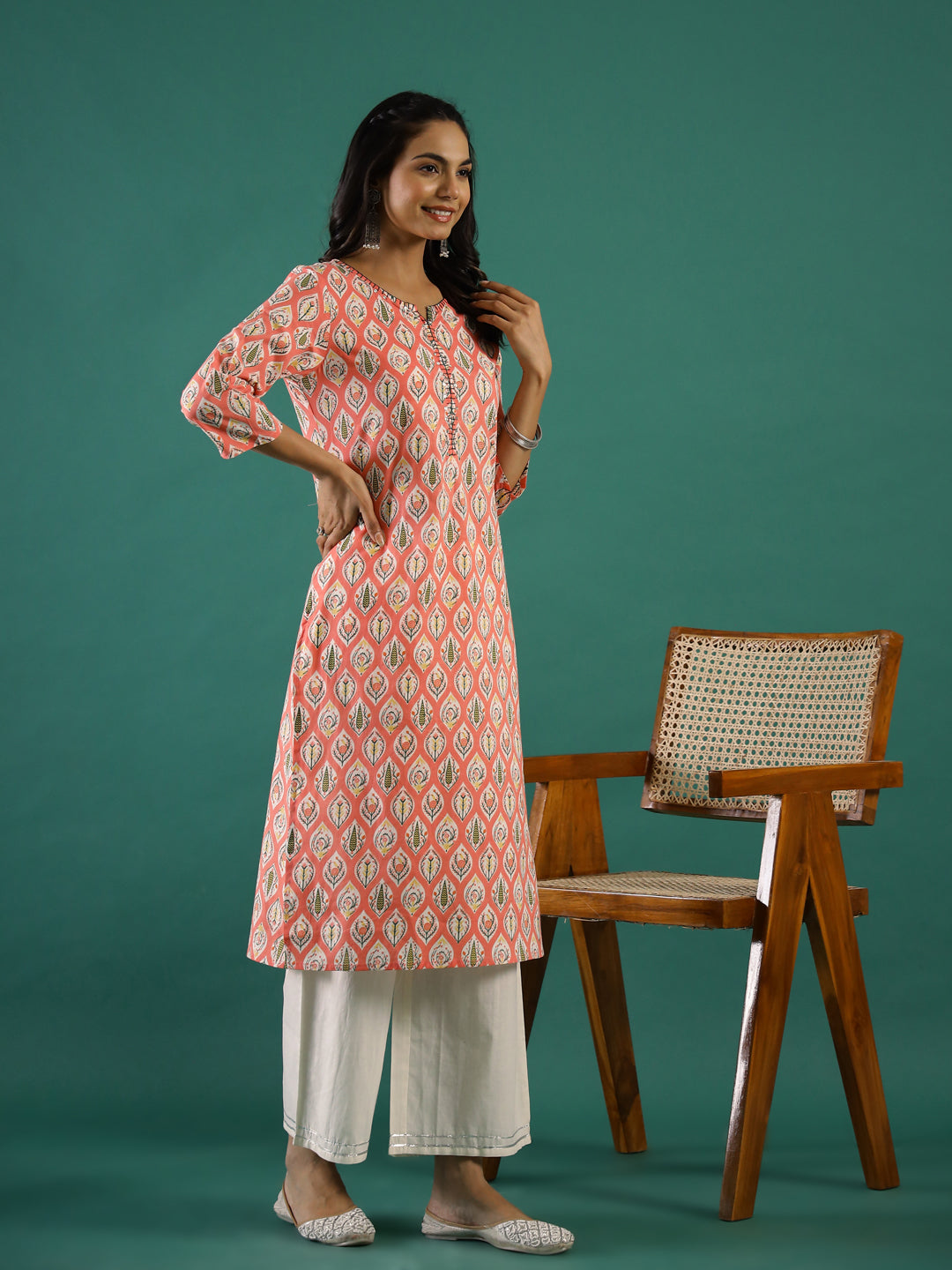 Pink Ethnic Motif Printed Cotton Straight Kurta