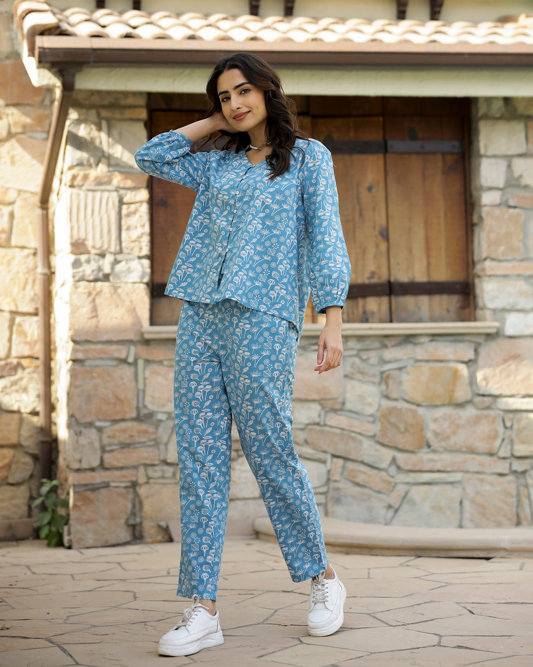 Blue Leaf Cotton Night SUIT