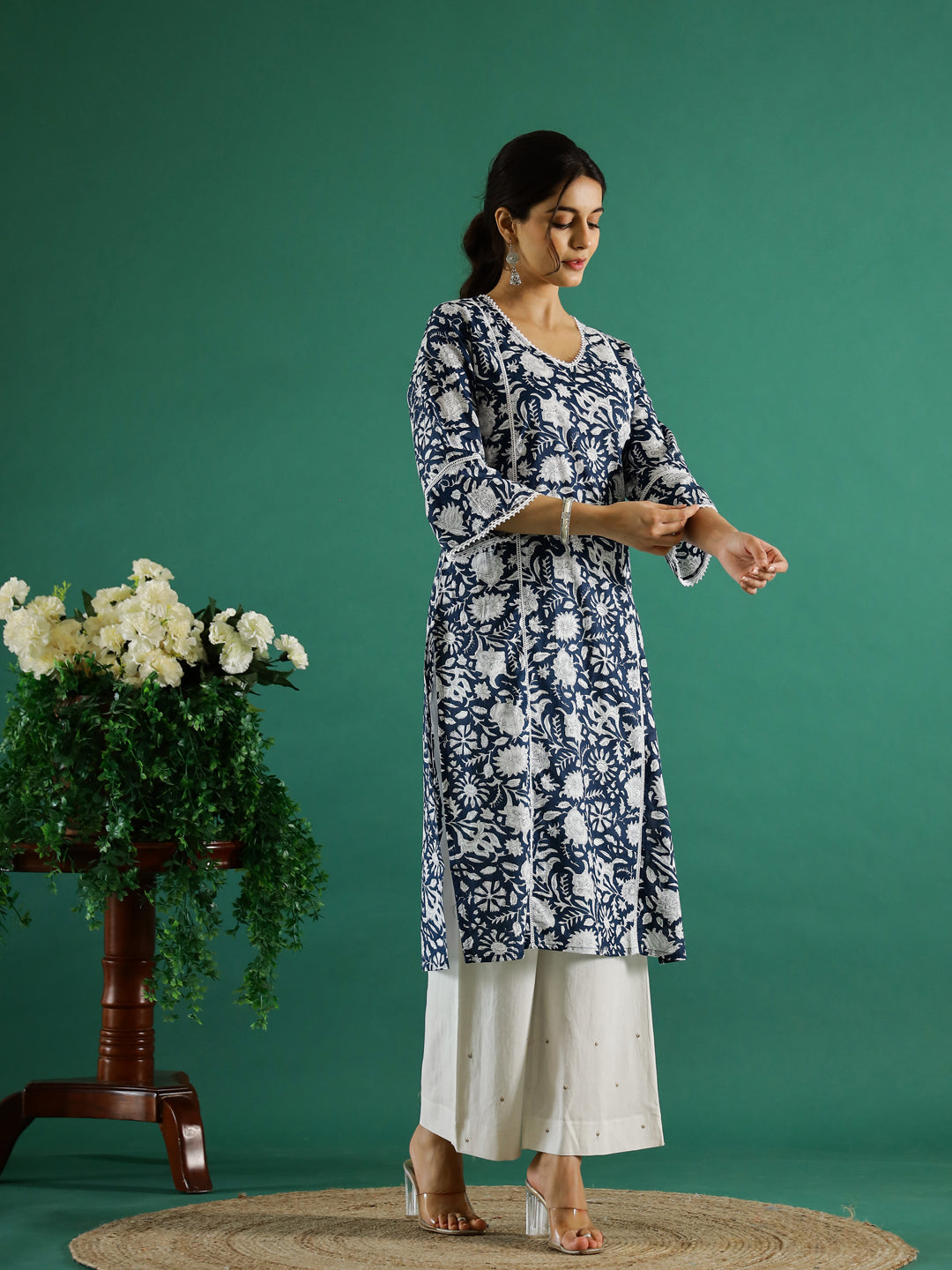 Floral Printed Round Neck Kurta for Women