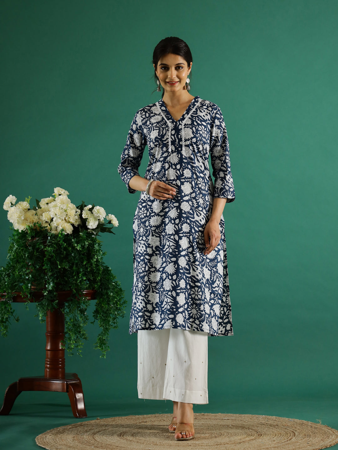 Floral Printed V-Neck Kurta for Women