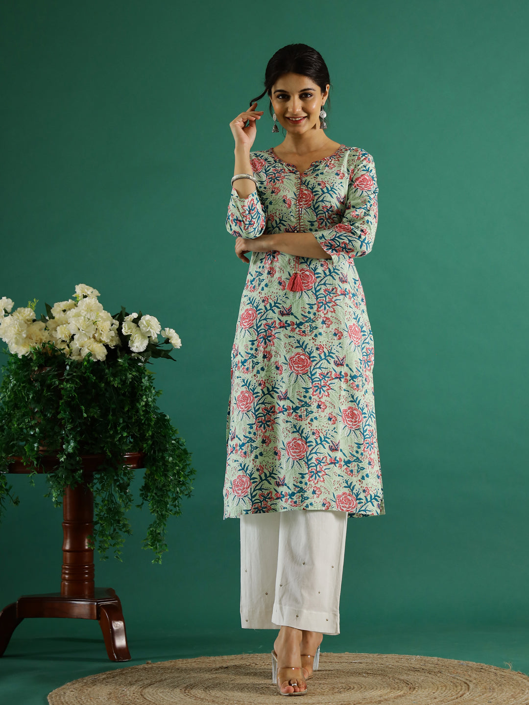 Green Flower Printed Round Neck Cotton Kurta