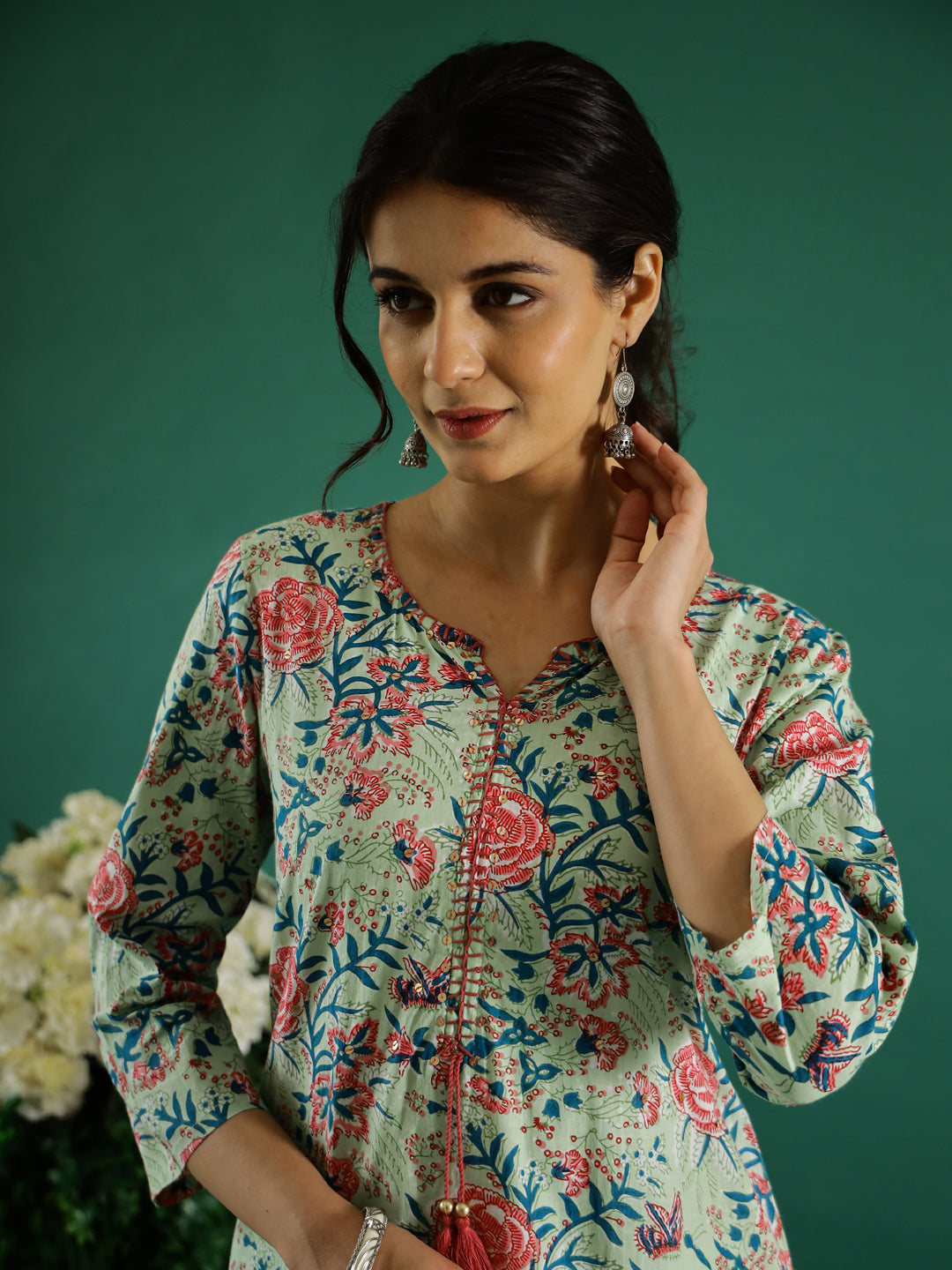 Green Flower Printed Round Neck Cotton Kurta