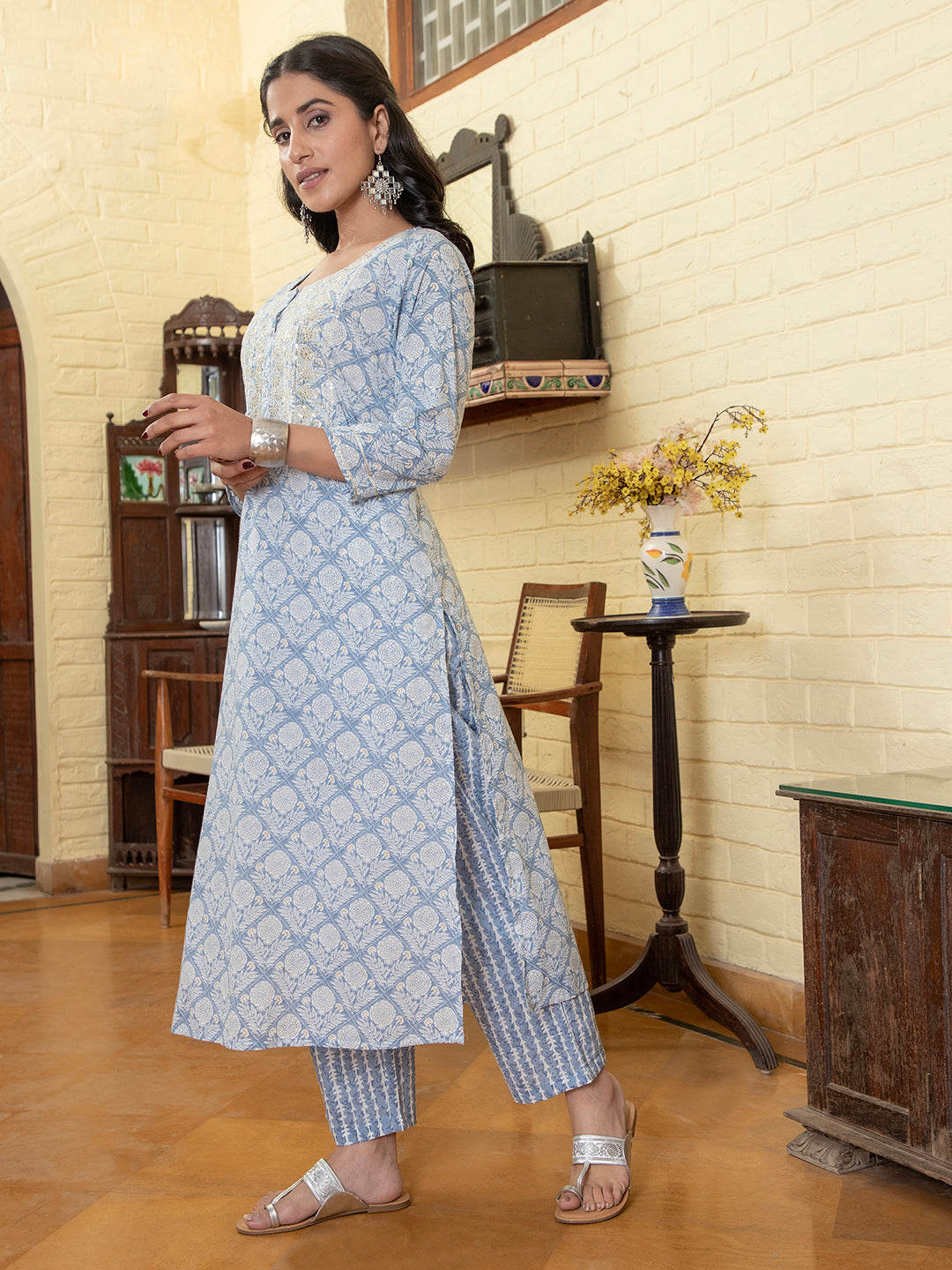 Blue Flower Printed Round Neck Cotton Kurta Set