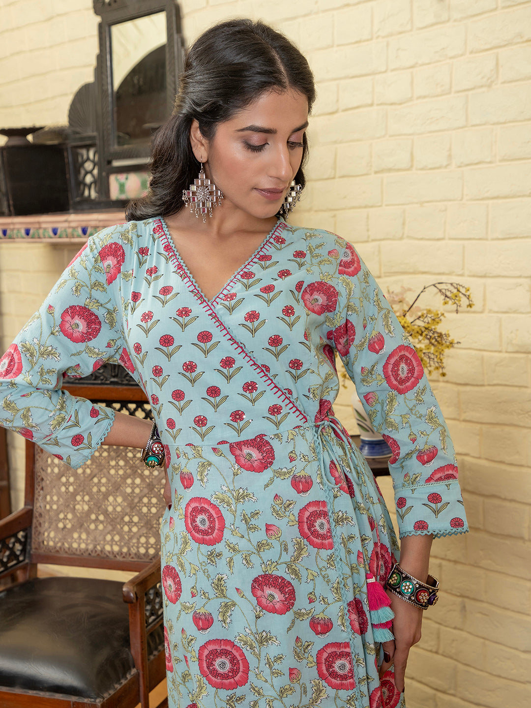 Women Flower Printed Cotton Kurta Set