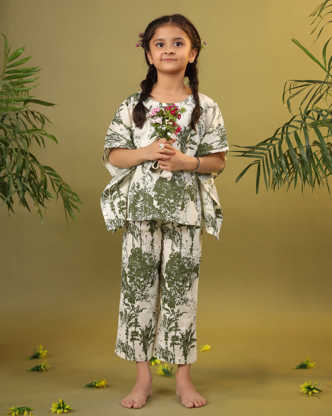 Kids Pure Cotton Green Colour Printed Night suits