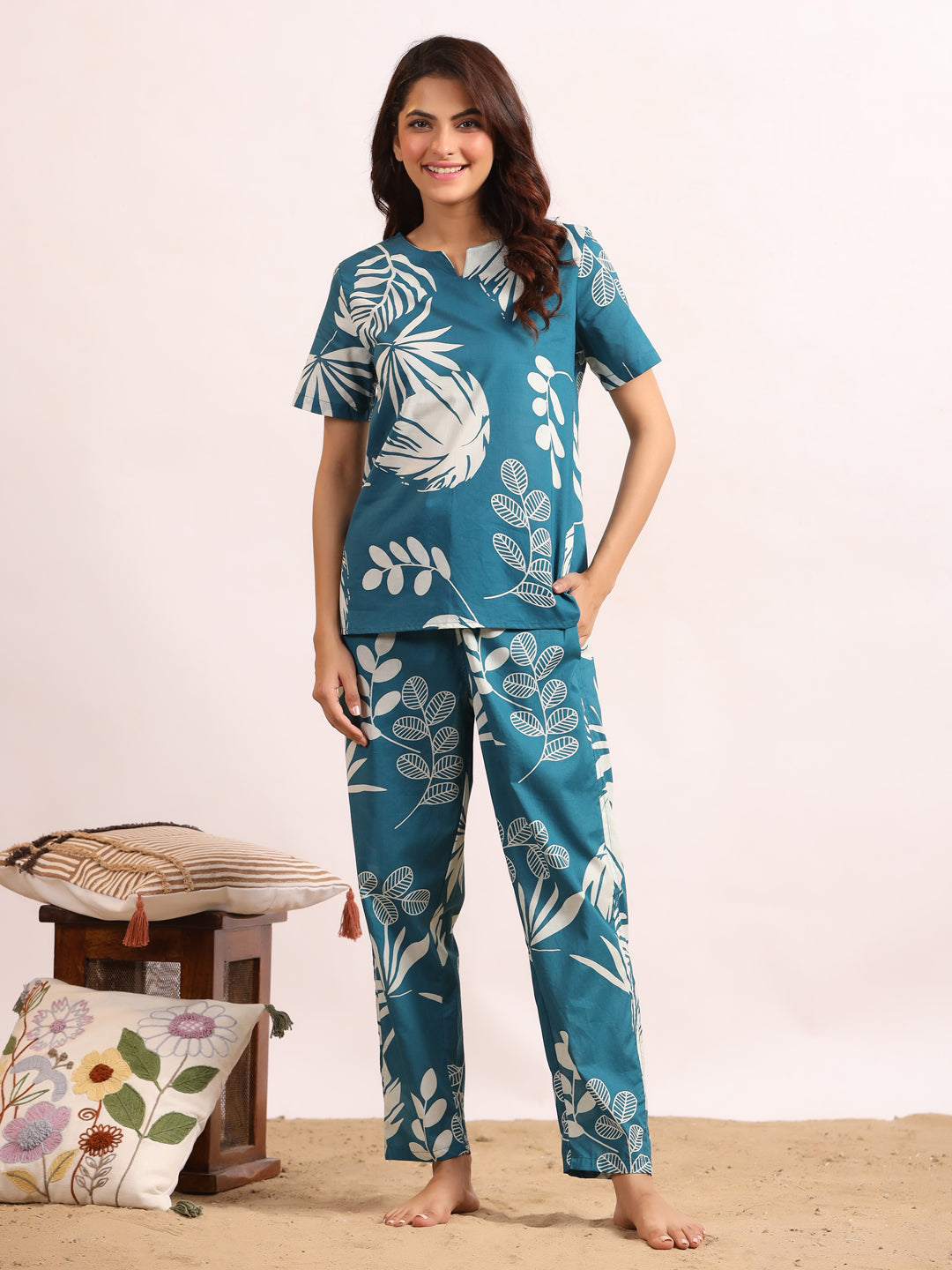 Blue tropical  Print Night Suit Set with Payjama