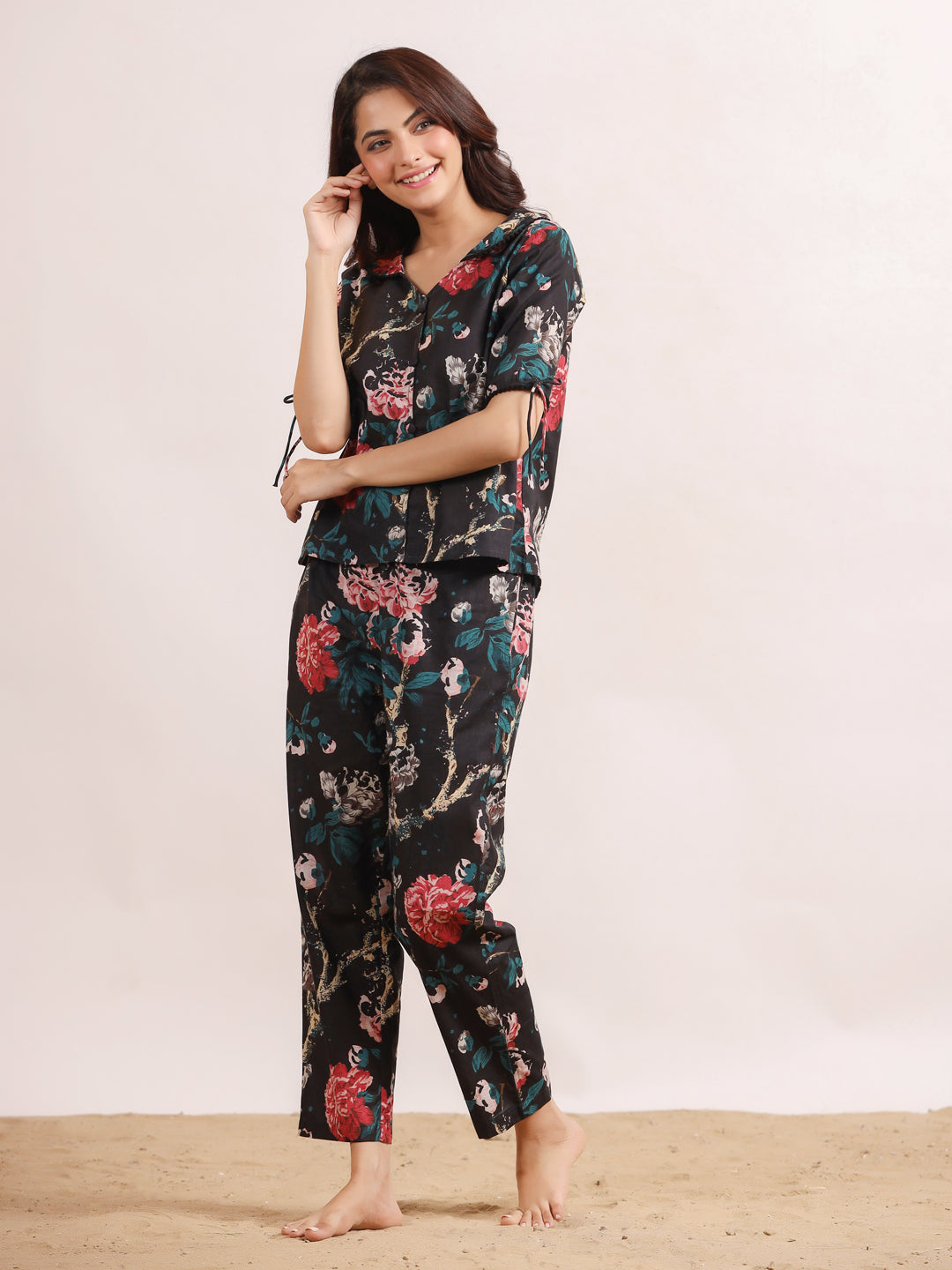 Black floral printed Cotton Printed Night Suit Set with Pajama