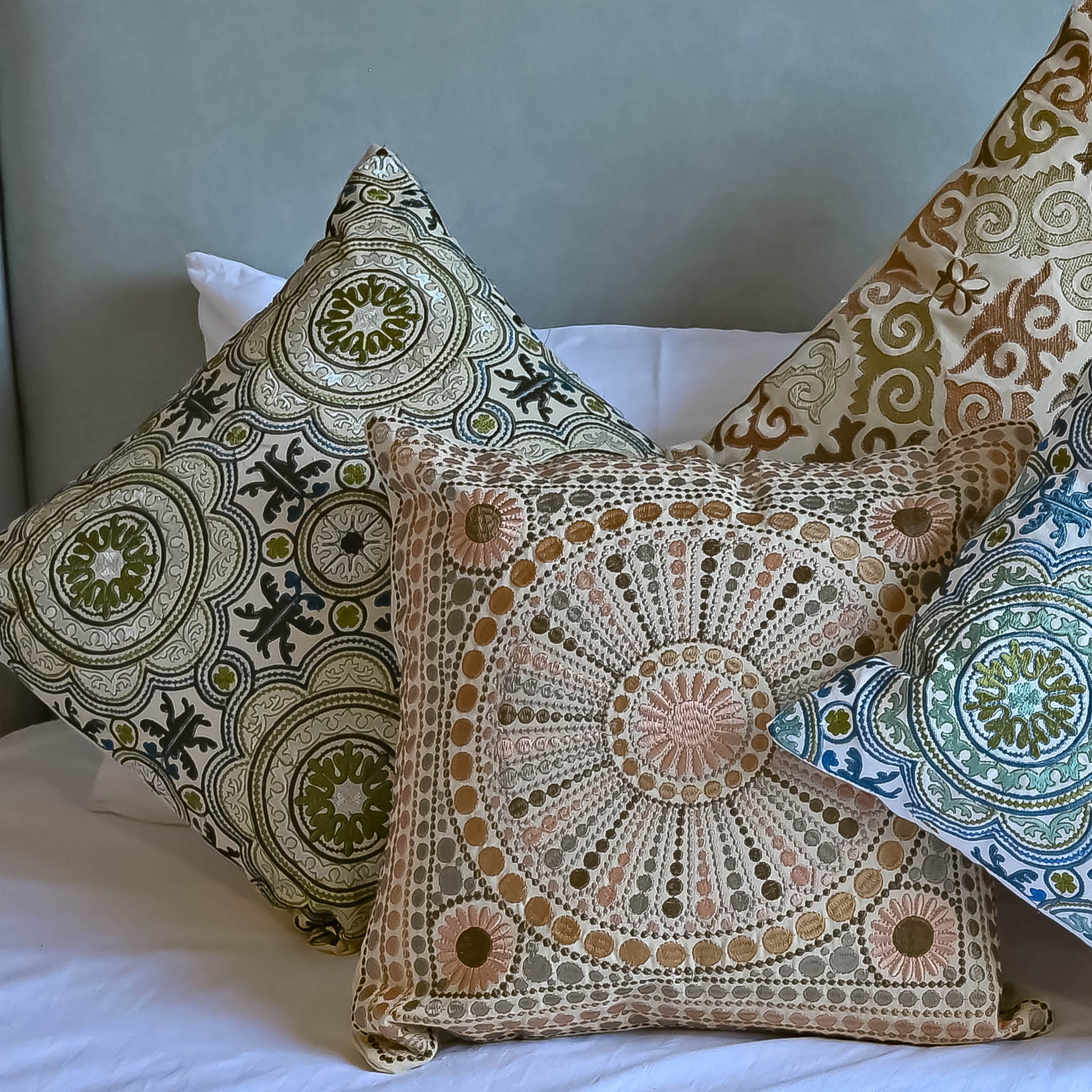 Hand-made Cotton Embroidered Cushion Cover (set of 5)