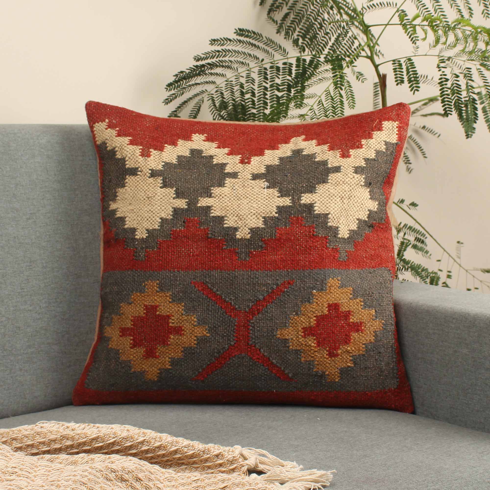 Hand-made Jute Multicolor Cushion Cover